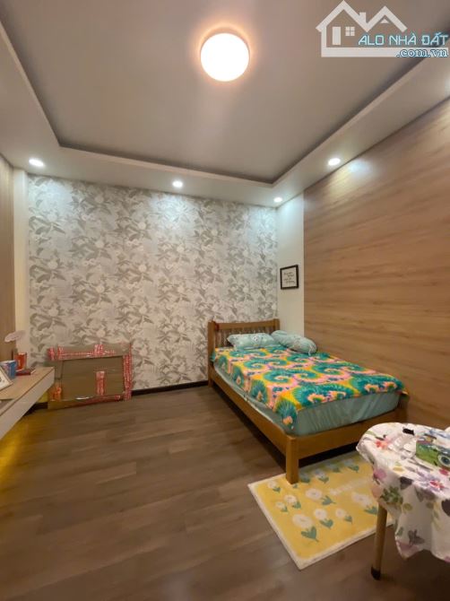 Bán nhà KDC Tạ Quang Bửu Phường 5 Quận 8. Nhà 120m2 có kết câu vị trí đẹp - 22 Tỷ - 2