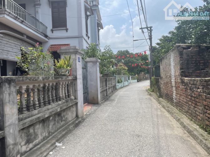 Chính chủ bán 140m đất thôn 6 Đông Dư, gần hồ chỉ 10m, mặt tiền rộng 7m làm nhà vườn tuyệt - 2