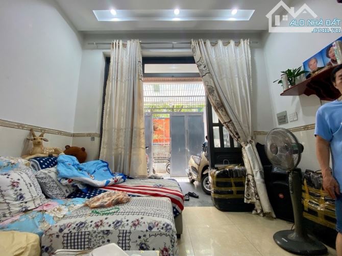 NHÀ 4 TẦNG ĐƯỜNG NGUYỄN THẾ TRUYỆN - KHU TÂN SƠN NHÌ - TÂN PHÚ - 4X15 - DTCN 58M2 - 2