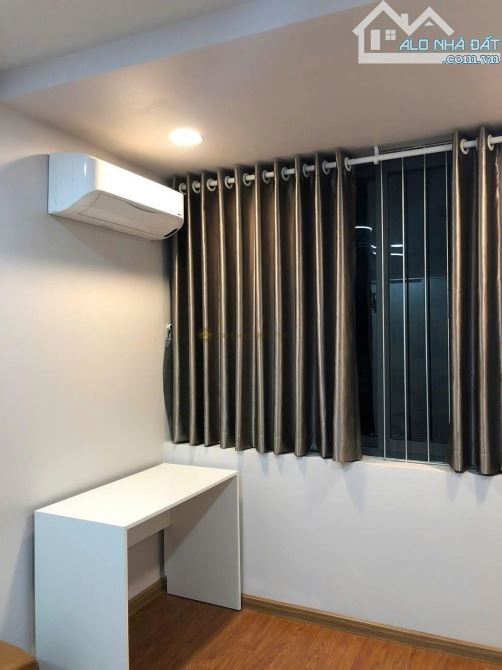 Bán nhà ngay quận 1- 6x28m 4 tầng đang khai thác phòng Dorm 100tr/th- đường Nguyễn Cửu Vân - 2