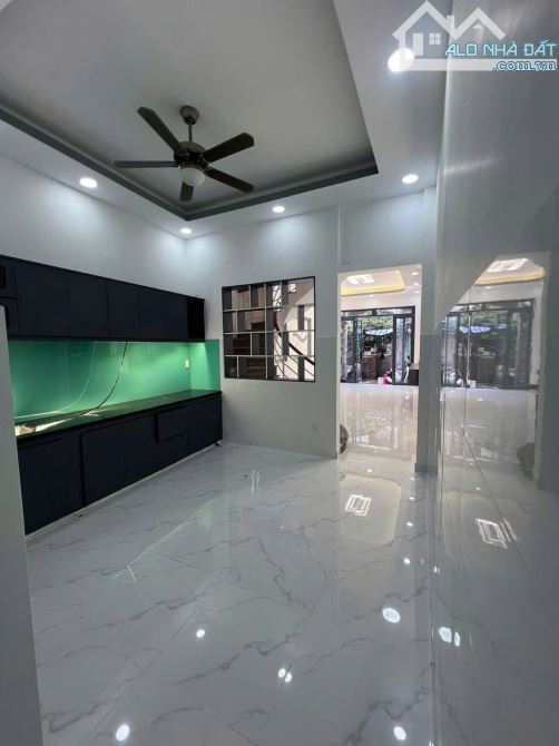 BÁN NHÀ ĐẸP HẺM  NGUYỄN BIỂU, P.2, Q.5 – NGANG 4 DÀI 14 CHỈ 8 TỶ 9 THƯƠNG LƯỢNG - 2