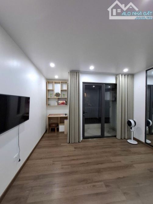 Hiếm! Bán Nhà, Nghĩa Tân -Cầu Giấy - KD ,Oto Tránh -45M2 -7Tầng,Thang Máy - Mt12m -21.2 Tỷ - 2