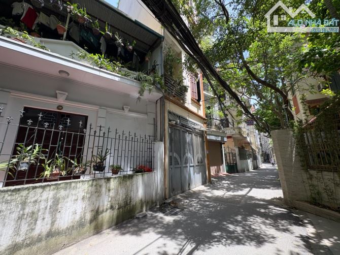 BÁN ĐẤT TẶNG NHÀ MẶT NGÕ NGUYỄN VĂN CỪ  LONG BIÊN  15 TỶ  70M2 MT 6M 2T Ô TÔ TRÁNH KINH DO - 2