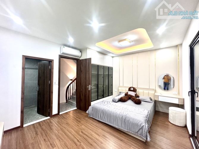 Bán Nhà Khuyến Lương Hoàng Mai –Nhà Mới – 5T– 33 m –6.2 tỷ