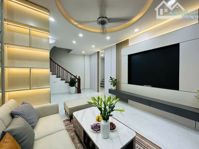 Thanh xuân . Lê trọng Tấn . 52m 4 tầng mặt tiền 4.4m .15tỷ. - 2