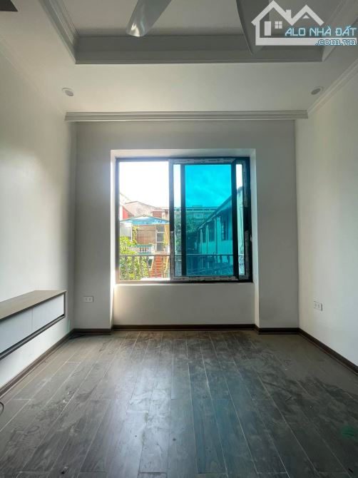 Bán CCMN Triều Khúc. Dt 60m², 8 tầng, thang máy, 12P full nội thất – 70tr/th – giá 11.9 tỷ - 2