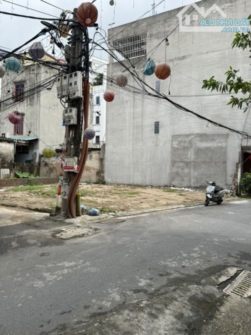 BÁN ĐẤT NGỌC THUỴ 66M2 - MẶT TIỀN RỘNG - LÔ GÓC - ĐƯỜNG OTO TRÁNH - GẦN CÔNG VIÊN - 2