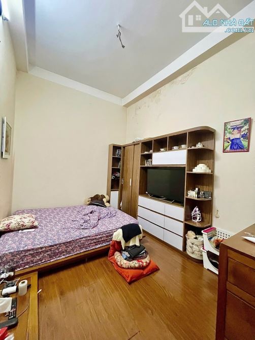 30M RA PHỐ MINH KHAI, THOÁNG SÁNG TRƯỚC SAU, 40M2,4 TẦNG KINH DOANH, GIÁ TỐT. - 2