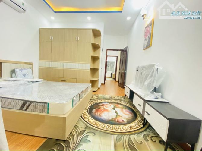 Ở NGAY! Bán Nhà Đẹp 4 Tầng Xe Hơi Thông Lê Văn Sỹ, 63m2, 10 Tỷ - 2