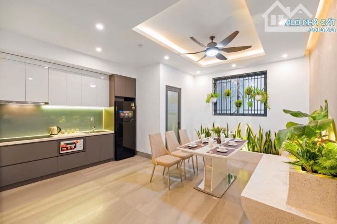 BÁN TÒA CĂN HỘ BIỂN – SƠN TRÀ- 5 TẦNG- 80m2- Dt 60tr/ tháng - 2