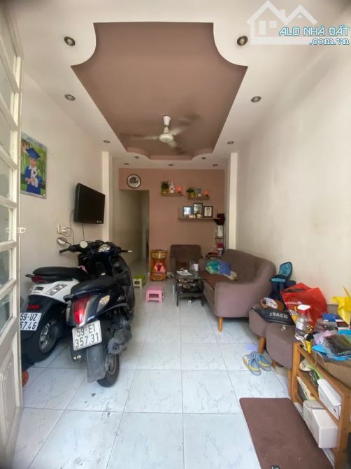 🚗 HXH THẲNG CMT8 – NHÀ 2 MẶT TIỀN THOÁNG SÁNG – GIÁ CHỈ 8.4 TỶ! - 2