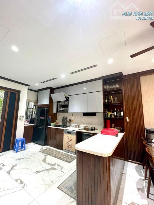 Bán Biệt thự khu The Manor Central Park - Nguyễn Xiển - Hoàng Mai - Siêu đẹp - 39.5 tỷ. - 2