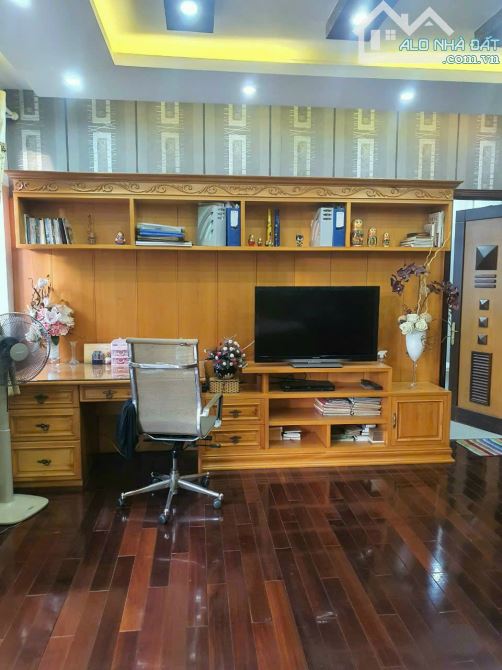 Bán Biệt Thự KDC 6B- 12.5M X 20M - 250M.2- 1 Hầm + 3 Lầu - 6PN -  Đường Phạm Hùng Nói Dày - 27