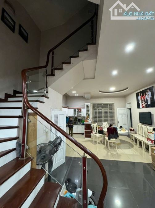 Cần Bán Căn Biệt Thự tại Khu Đô Thị Sài Đồng- Long Biên - 3