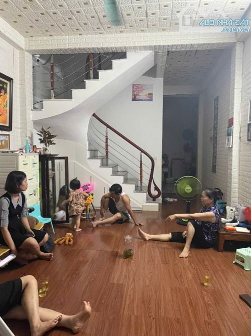 NGÕ 77 XUÂN LA 50m 5 TẦNG LÔ GÓC 2 THOÁNG GIÁ CHỈ 10,5 TỶ NHÀ  NỘI THẤT SANG TRỌNG - 3
