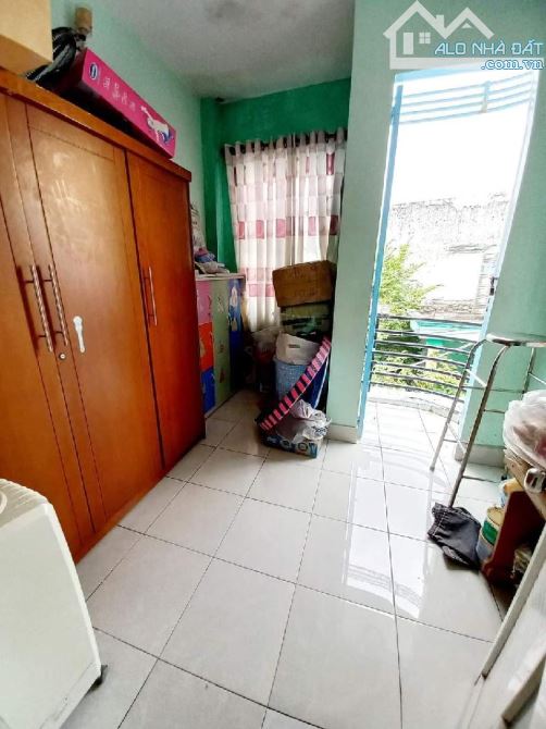 Căn góc 2 Lầu. 8,2 x 9,2 Xe Hơi đậu cách nhà 50m. Vị trí Chiêu Tài-Hứng Lộc Nhỉnh 4 Tỷ - 3