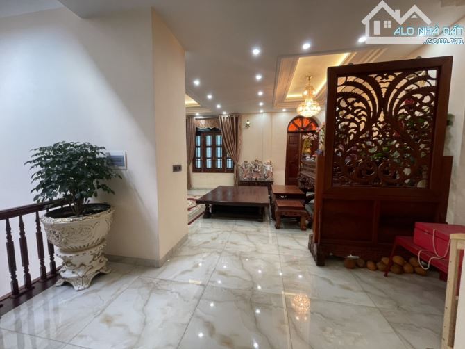 Bán nhà phân lô VIP Đội Cấn – Ba Đình, 95m² x 5 tầng, gara ô tô – chỉ 25.7 tỷ - 3