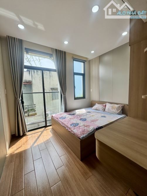 BÁN nhà Quang Trung - Nguyễn Văn Khối HXH gần Làng Hoa; NGANG 4m*18 4tầng sổ vuông đẹp - 3