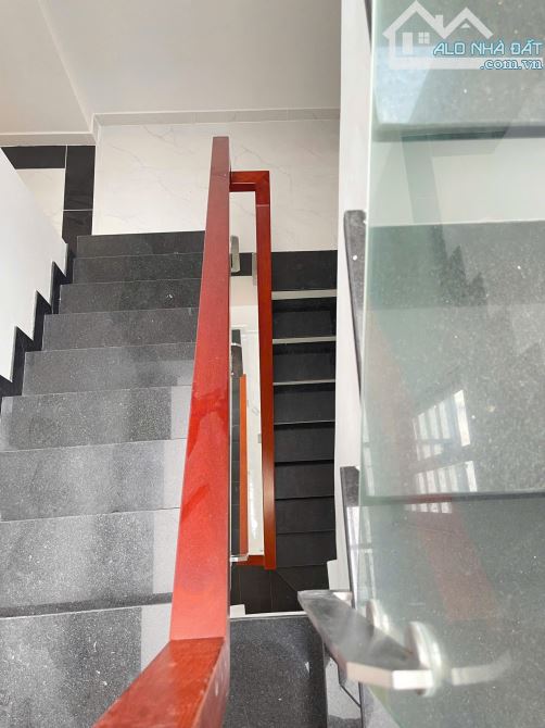 Hẻm Xe Tải Trịnh Đình Trọng - 100M2 - 3 Tầng - Giá 10 Tỷ x. - 3
