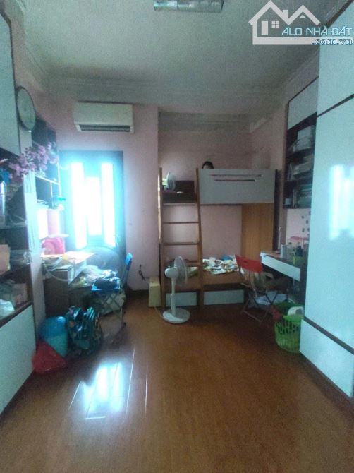 HOÀNG TĂNG BÍ - Ô TÔ ĐỖ CỬA - KINH DOANH TỐT - NGÕ THÔNG - 30M2, 5 TẦNG, MT 3,9M - 5,8 TỶ - 3