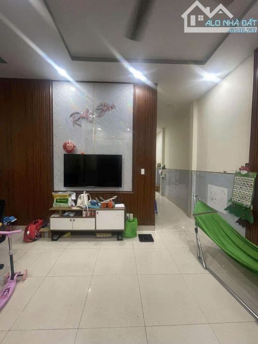 Nhà Mới Bà Điểm Hmon- DT 90m2 - Giá 2,5ty -SHR - 3