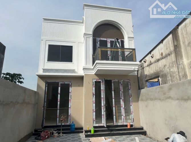 CHỦ GỞI BÁN NHÀ 1 TRỆT 1 LẦU (DT: 132M2) SỔ RIÊNG THỔ CƯ P. TÂN VẠN. GIÁ CHỈ 2,8 TỶ - 3