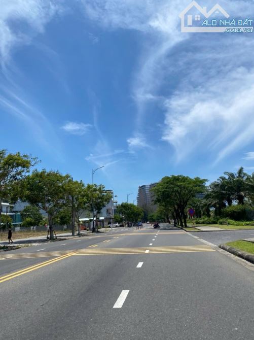 LÔ GÓC SIÊU RỘNG SIÊU ĐẸP - MẶT TIỀN NGUYỄN THÀNH Ý - GẦN BIỂN GẦN PHỐ CỔ HỘI AN - 3