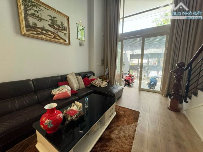 Bán nhà DTSD 410m2  đường số 16m  Chợ Tân Mỹ Quận 7. Gần Phú Mỹ Hưng - 3
