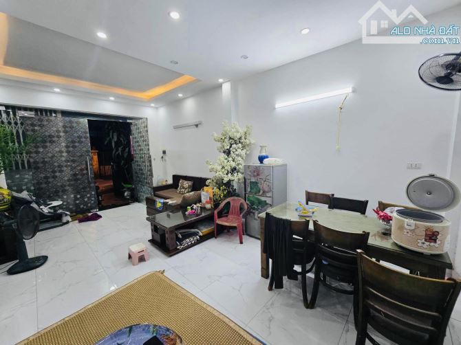 NHÀ MỄ TRÌ NAM TỪ LIÊM 51m 11TỶ 5 TẦNG MT 4m. NGÕ THÔNG RỘNG. NHÀ ĐẸP Ở NGAY. - 3