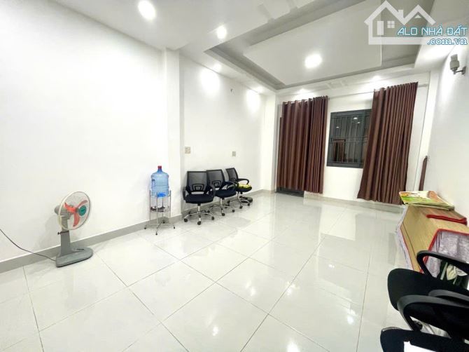 Hẻm 6m Thông  66m2  4 Tầng BTCT Sổ Vuông  A4 Quang Trung  Gò Vấp  11.8 Tỷ Thương Lượng - 3