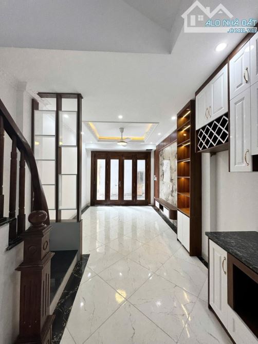 Bán nhà 5 tầng Bùi Xương Trạch – ô tô qua cửa, kinh doanh nhỏ, ngõ thông, cho thuê 14tr/th - 3