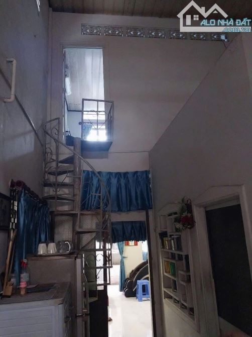 NHÀ ĐƯỜNG QUỐC LỘ 1A, NGAY CẦU VƯỢT QUANG TRUNG, 5,5x12, 1 LỬNG - 3