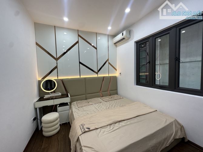 BÁN NHÀ HOÀNG MAI- 5 Tầng- Nội thất Luxury đẳng cấp- chỉ 5,1 Tỷ - 3