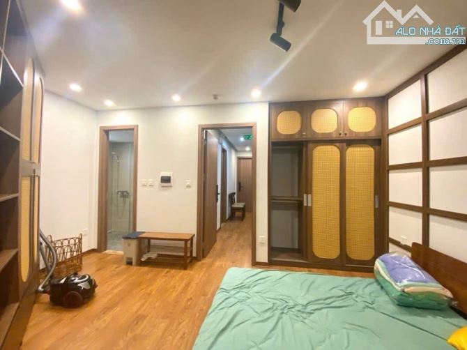 Hiếm! Bán Nhà, Lạc Long Quân - Tây Hồ -Lô Góc - 70M2 - 7Tầng,Thang Máy - Mt 4.3m - 25.4 Tỷ - 3