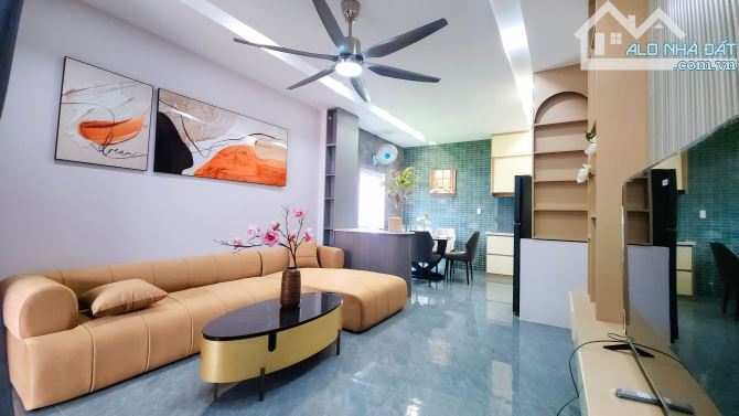 NHÀ FULL NỘI THẤT HẺM 117 TRẦN QUÝ CÁP: 3.45 tỷ - 3