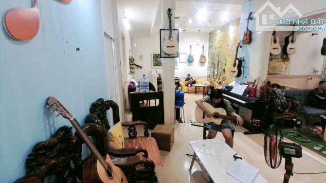 NHÀ PHÂN LÔ VIP 34 TỶ 98m 3 TẦNG MT 8,5m VỈA HÈ Ô TÔ TRÁNH KINH DOANH NGHĨA ĐÔ CẦU GIẤY - 3
