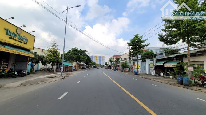 Bán xưởng 9.6x56m, mặt tiền Nguyễn Thị Minh Khai p.Tân Đông Hiệp, đang thuê 35tr/th - 3