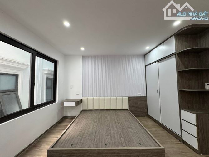 BÁN NHÀ TRƯỜNG CHINH ĐỐNG ĐA - 33M 7T MT 4.6M - GẦN NGÃ TƯ SỞ 20M RA PHỐ NHÀ MỚI THANG MÁY - 3