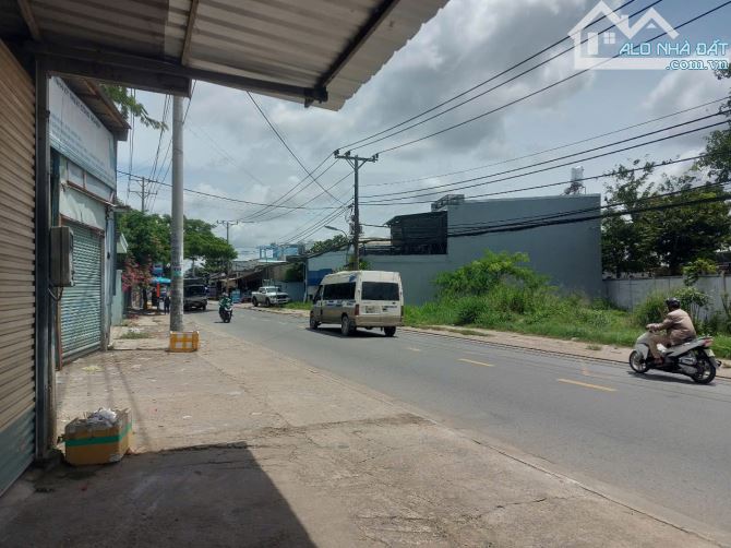 ĐẤT LỚN 2 MẶT TIỀN TRƯỚC SAU 55x100m. VỊ TRÍ ĐỈNH KD ĐA NGÀNH NGHỀ DƯƠNG CÔNG KHI. SHR - 3