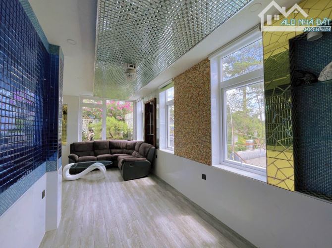 BÁN BIỆT THỰ NGHĨ DƯỠNG CUNG ĐƯỜNG THÔNG XANH CÓ 8 PKD . DT 221m2 . Giá 29 TỶ - 3