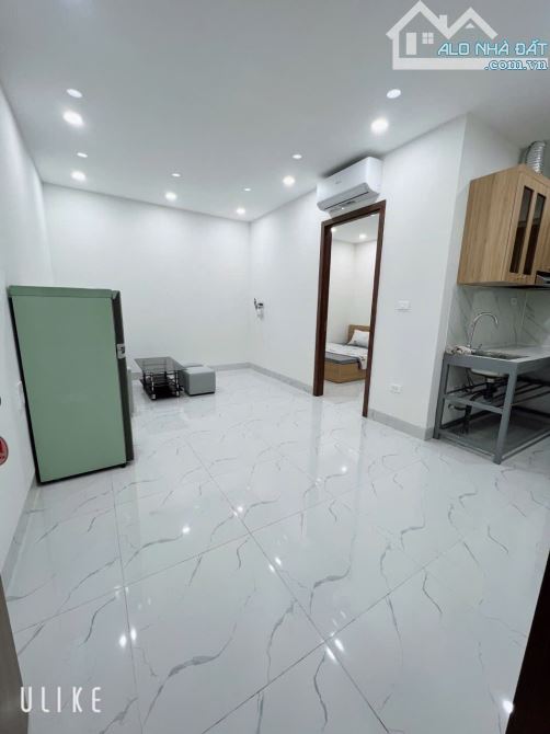 Cho Thuê CCMN Ngõ 26 Hoàng Quốc Việt Cầu Giấy 35m2 1N1K Cửa Sổ Thang Máy Ô Tô Đỗ Cửa - 3