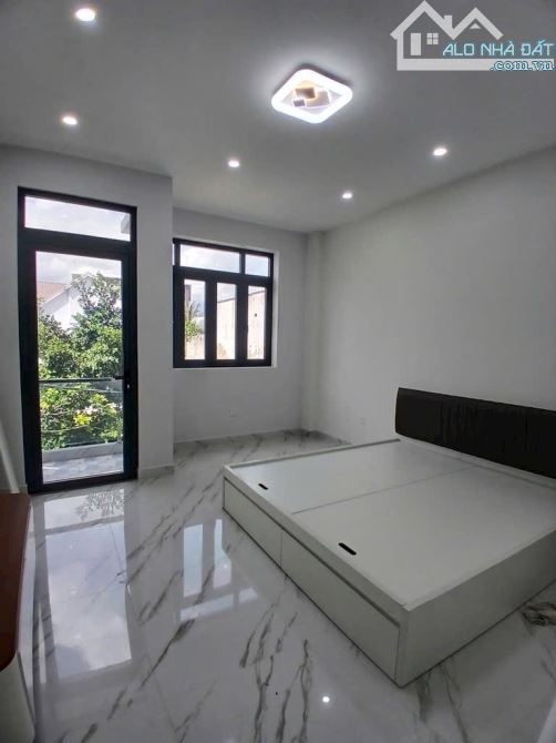 🏡NHÀ 4 TẦNG MỚI -HẺM XE HƠI  👉 Đường Hồ Ngọc Lãm- Bình Tân  👉sổ đẹp vuông vức,hoàn công - 3