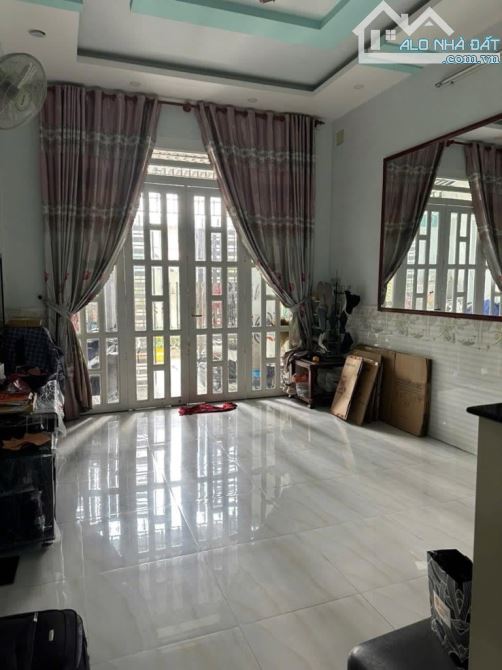 Bán nhà Bình Trị Đông, 4 tầng, 4x15, hẻm nhựa 8m, không lộ giới, nhỉnh 6 tỷ - 3