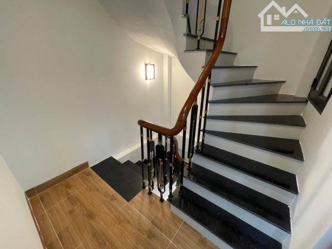Bán nhà mới xây 35m2 5 tầng, ngõ thông kinh doanh, sát Gamuda và công viên Yên Sở, 7,4 tỷ - 3