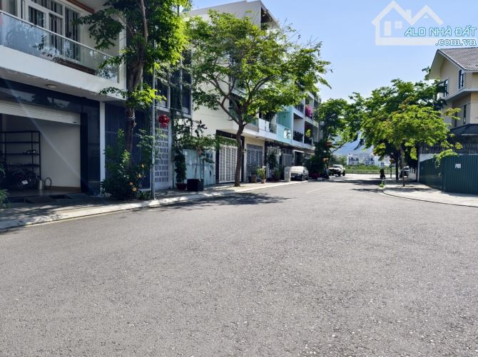 Lô Góc rẻ đẹp Khu đô thị Hà Quang 2, Nha Trang - 2