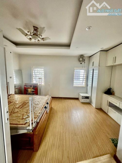 NHÀ ĐẸP - Ở NGAY - TRUNG TÂM ĐỐNG ĐA -LÔ GÓC -3 MẶT THOÁNG -MỚI TOANH - 4