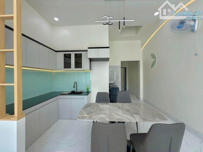 Bán gấp căn nhà cấp 4, xã Tân Phú Trung, 85m2, SHR, Giá 1 tỷ 200. - 4