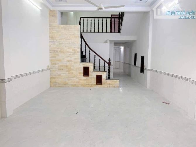 bán nhà mặt tiền đường nguyễn hiền ninh kiều cần thơ, trệt 2 lầu giá 9.5 Tỷ ( 4.5 x 20 ) - 4