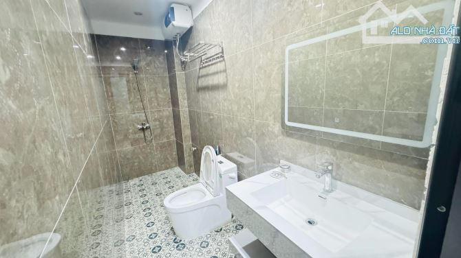 Nhà đẹp 6 tầng, thang máy, 42m, ở sướng, nội thất xịn xò, kinh doanh đỉnh cao, Mai Động - 4