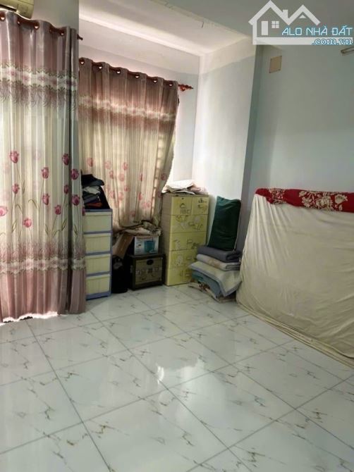 Nhà ngay 4 xã Hương Lộ 2, HXH 7m, 4 tầng, 4x15m vuông vức - 4